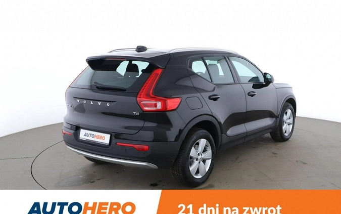 Volvo XC 40 cena 117700 przebieg: 89337, rok produkcji 2019 z Goleniów małe 379